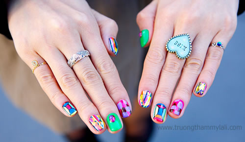 Học vẽ nail nghệ thuật cọ râu nâng cao