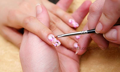 Dạy vẽ móng nghệ thuật Nail Art