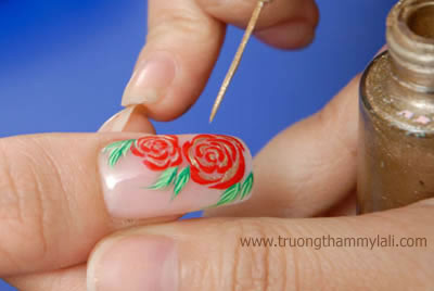 Học vẽ nail