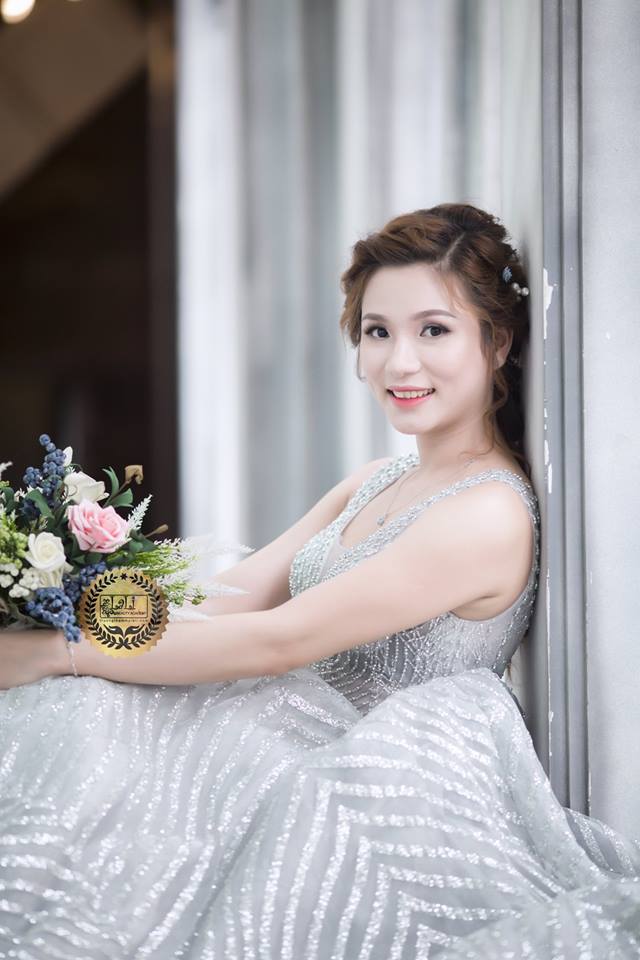 album hinh anh hoc vien tot nghiep trang diem makeup dang thi thao nguyen