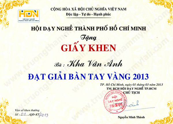giay khen ban tay vang hoi day nghe thanh pho ho chi minh