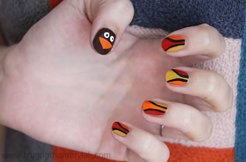 Tự Vẽ Móng Nail Lưu Giữ Mùa Thu Trên Móng Tay Xinh 13